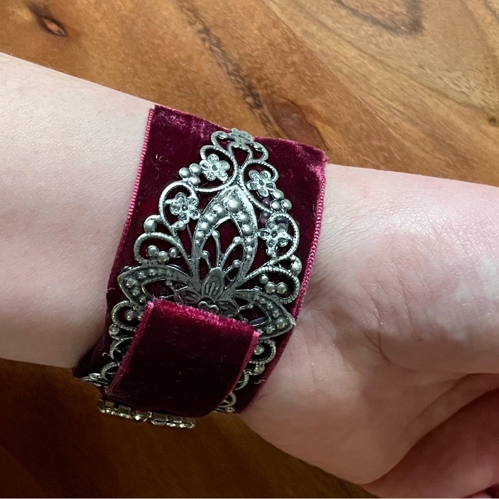 Victorian Steampunk Maroon Velvet & Metal Cuff - Picture 6 of 15